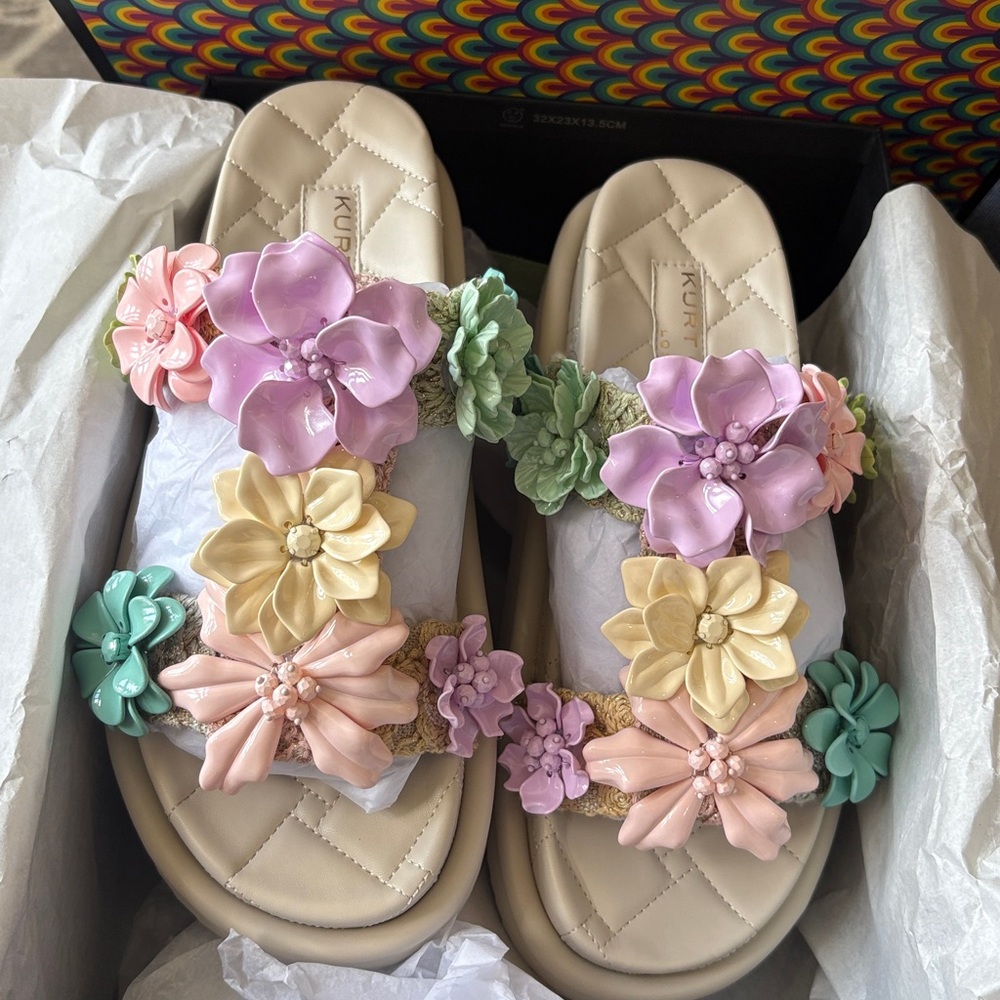 Kurt Geiger Orson Flower Sandals - Multicolor fabric summer size-8 new